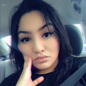 Meet your Posher, Abelina